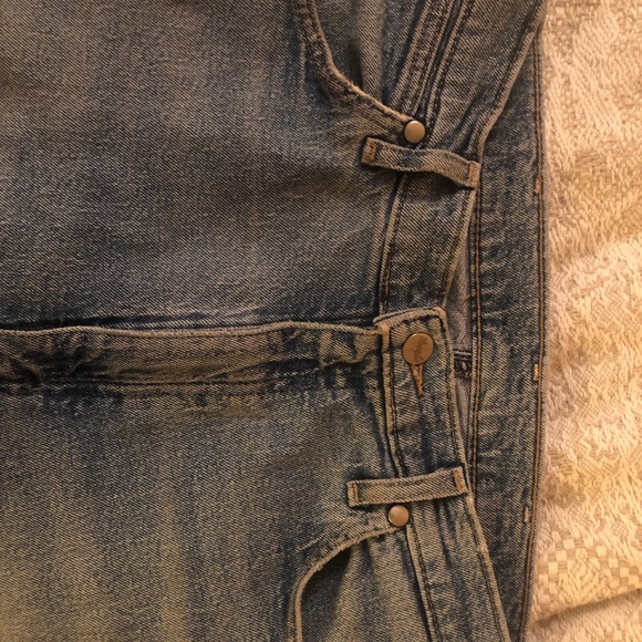 SOLD || Vintage Wrangler Jeans - Picture 8 of 11